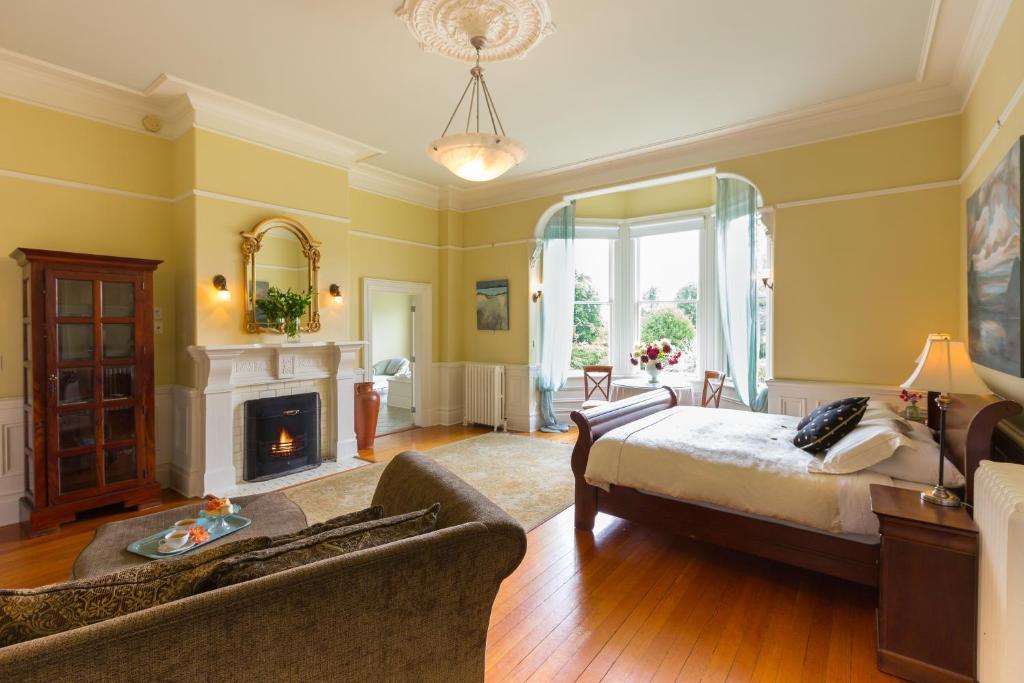 Fairholme Manor Inn Victoria Oda fotoğraf