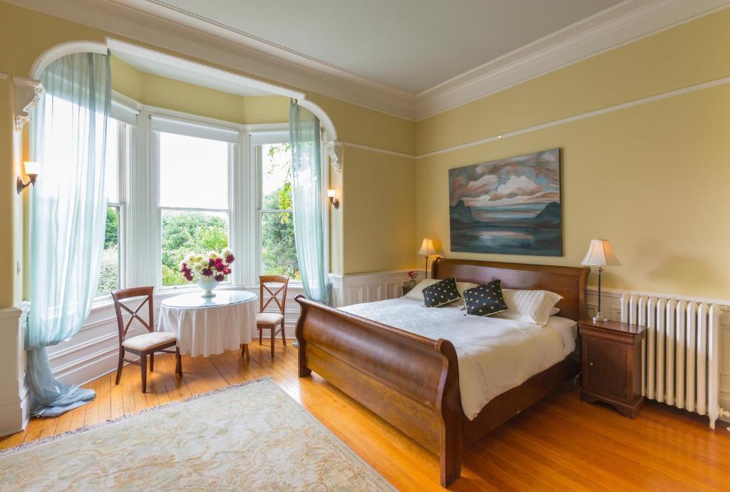 Fairholme Manor Inn Victoria Oda fotoğraf