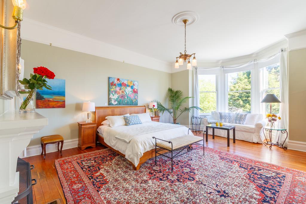 Fairholme Manor Inn Victoria Dış mekan fotoğraf