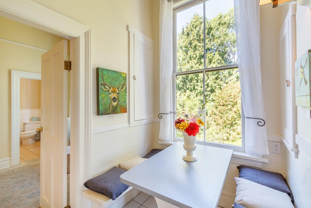 Fairholme Manor Inn Victoria Dış mekan fotoğraf
