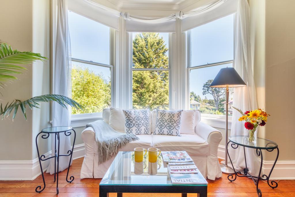 Fairholme Manor Inn Victoria Dış mekan fotoğraf